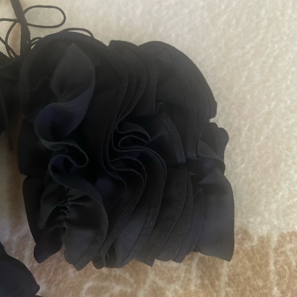 Runway Yves Saint Laurent Silk Sleeve-Accented Top- Designed by Tom Ford - Picture 9 of 14